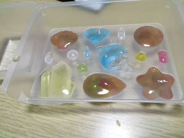 クラシエぷるるん宝石ゼリー