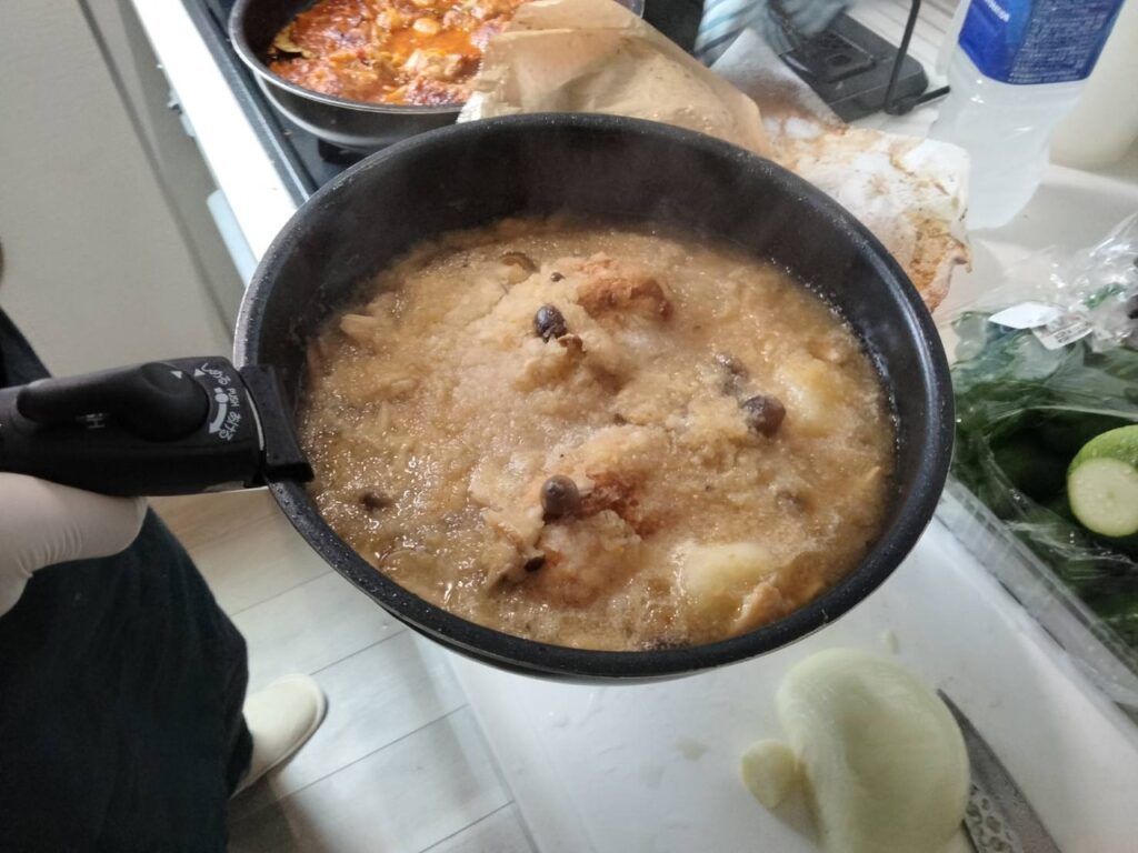 シェアダイン鶏肉ときのこのみぞれ煮