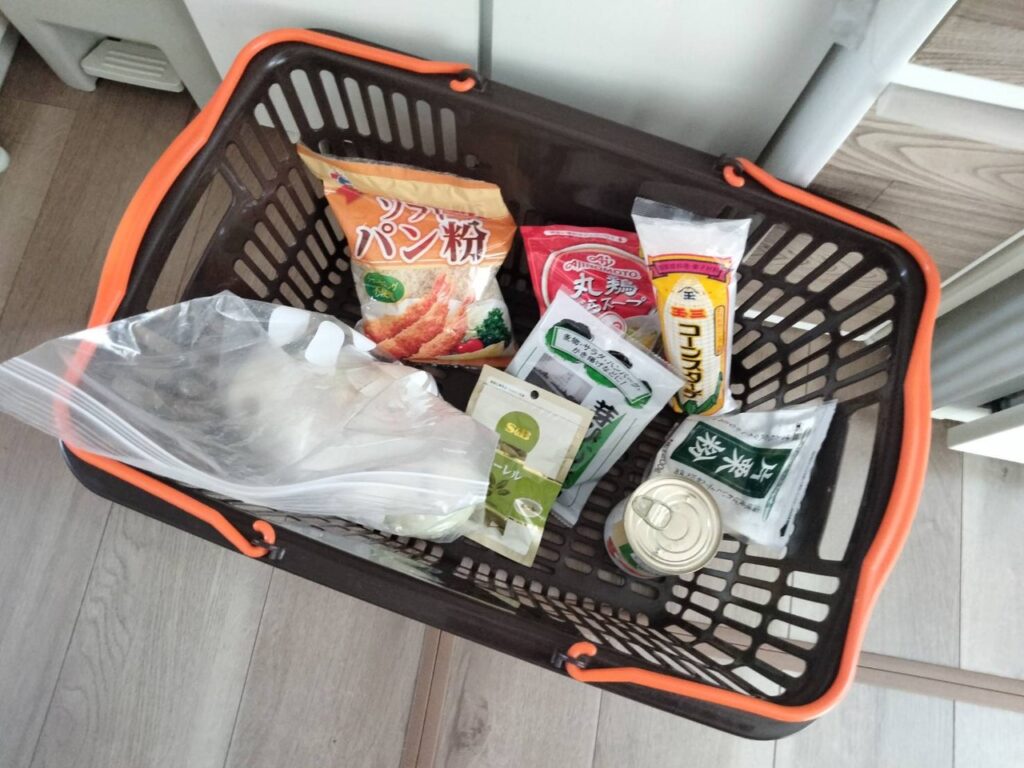 シェアダインかごの中